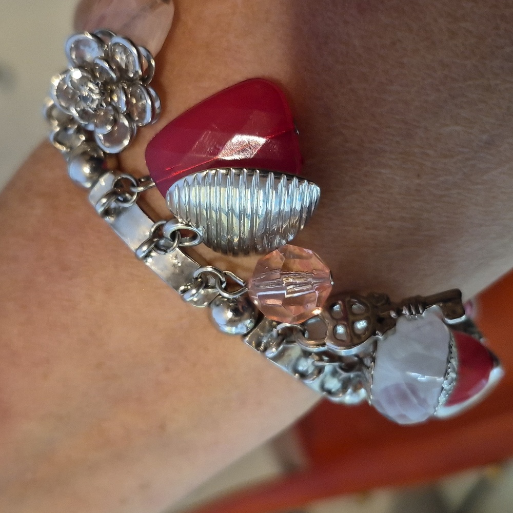 7.5 Inch Silver and Pink Charm Bracelet - Picture 2 of 3